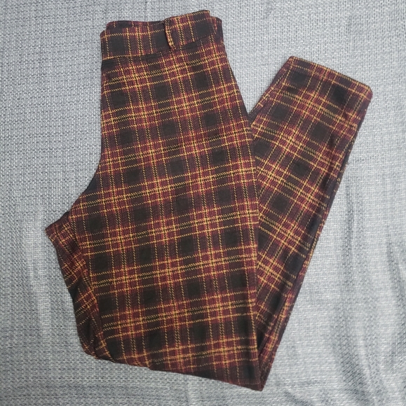 MISC BOTTOMS | Like New Plaid Highwaisted Pants! - Picture 2 of 8